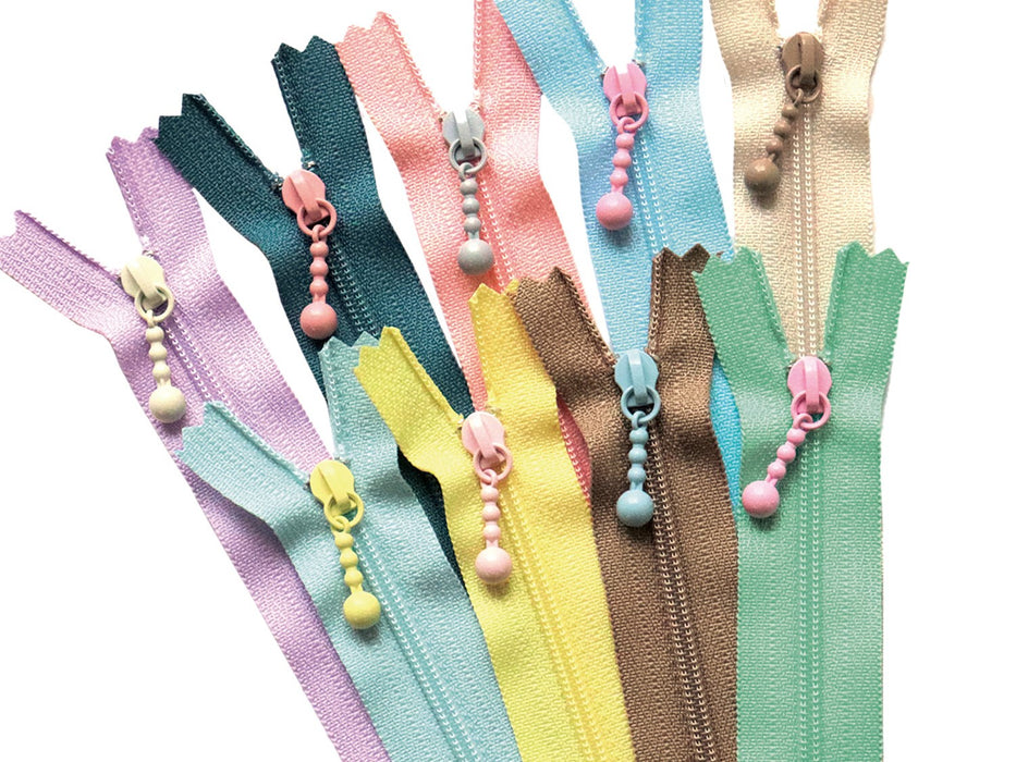 Colourful zippers 20cm - 30 colours to choose from