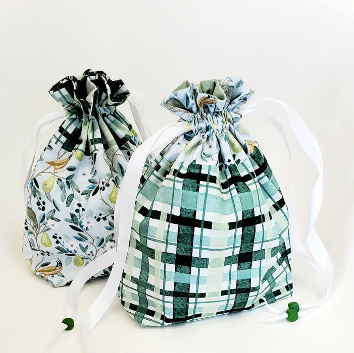 Gift Bag Workshop -  Wednesday November 22, 11:00 AM - 1:00 PM
