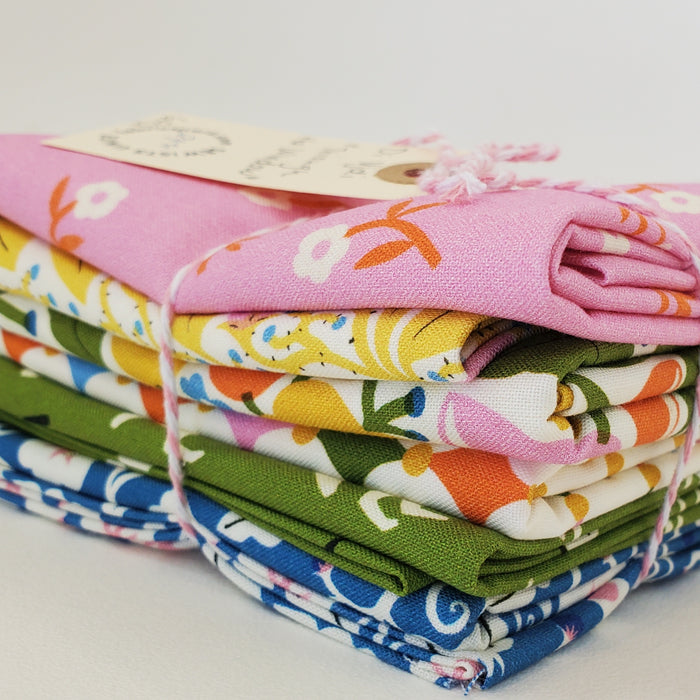 Designer Bundle - Through the Window by Di Ujdi x 6 Fat Quarters