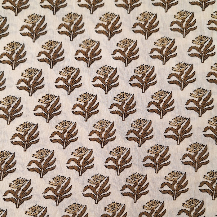 Indian Cotton 2026 - Jaipur Screen Printed Cotton Cambric - Coffee coloured floral posey on beige
