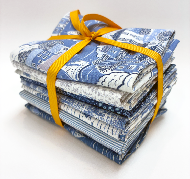 Designer Bundle - Makower Driftwood 10 x FQ