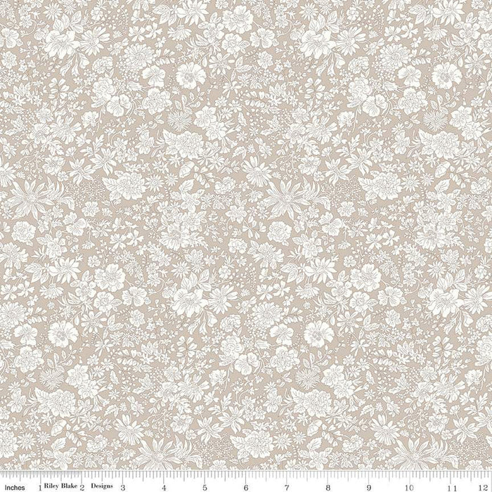 Liberty Quilting Cotton - Emily Belle in Oatmeal