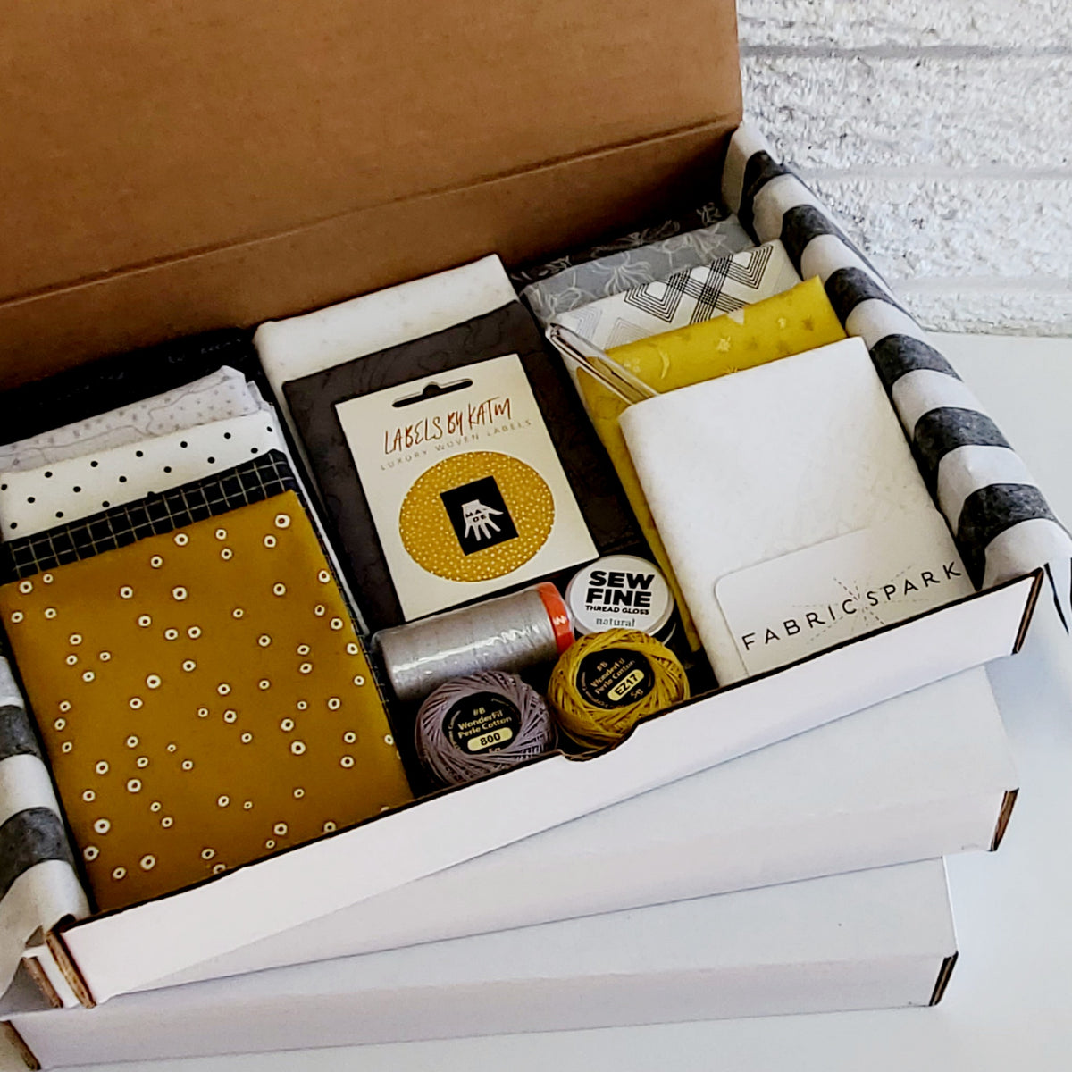 BuildaGift Box — Fabric Spark