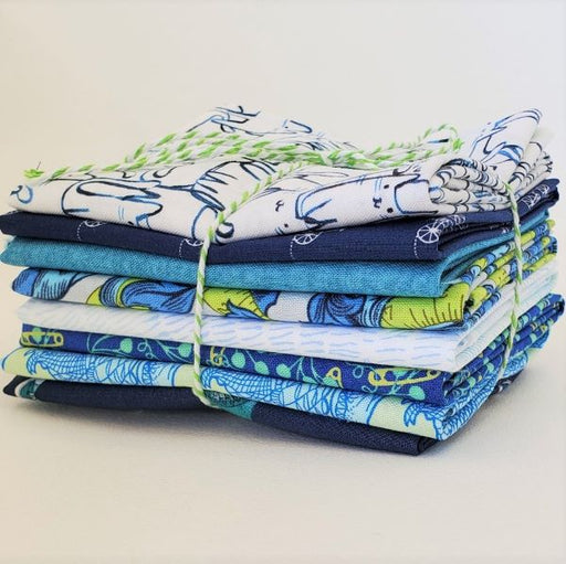 Staff Picks Bundle - 8 Fat Quarters - A Cat's World