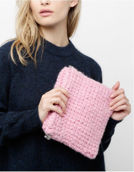 Cosy Up Clutch