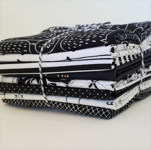 Staff Picks Bundle - 8 Fat Quarters - It's All Black And White