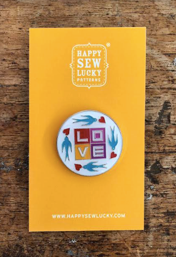 Happy Sew Lucky Pins - Love Swallows